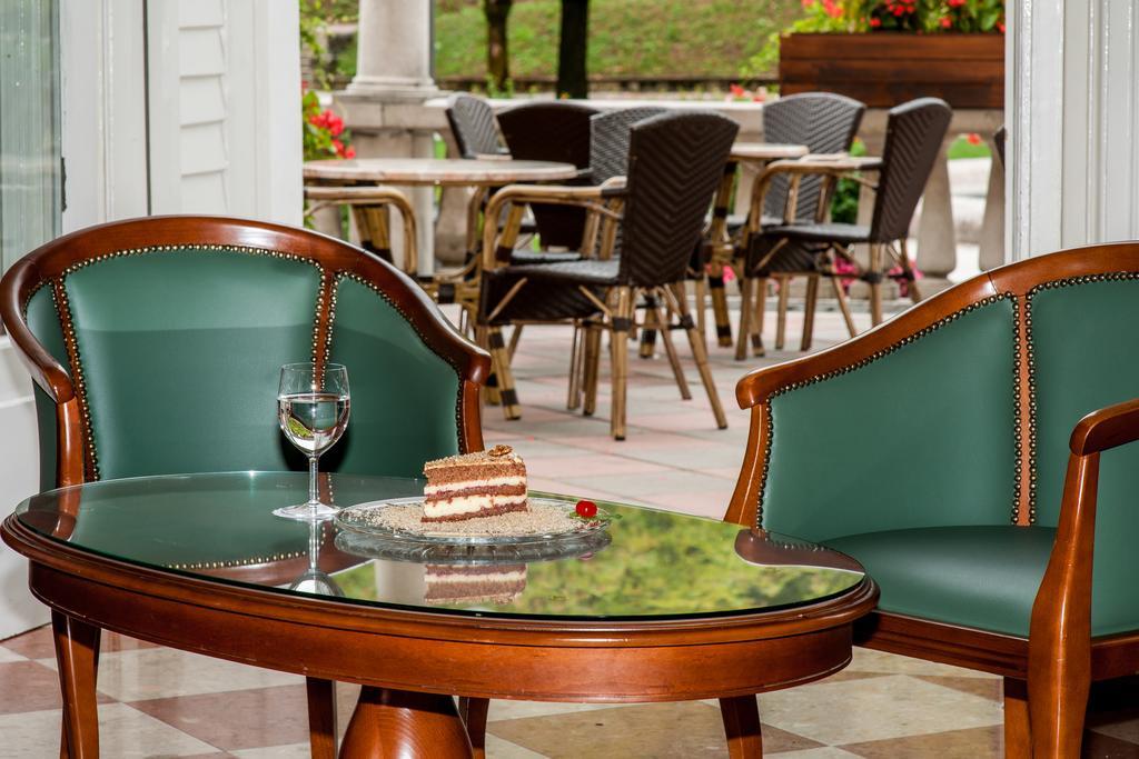 Hotel Grand Rogaska 4*
